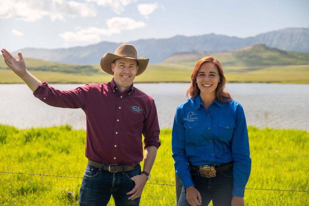 Tom Lynch-Staunton, ABP’s government relations and policy manager, and Mickenzie Plemel-Stronks, DUC’s cattle industry liaison, will be working closely on several initiatives to support the cattle industry and its efforts to conserve native grasslands and wetlands. They are pictured here on a ranch located near Lundbreck, Alta.