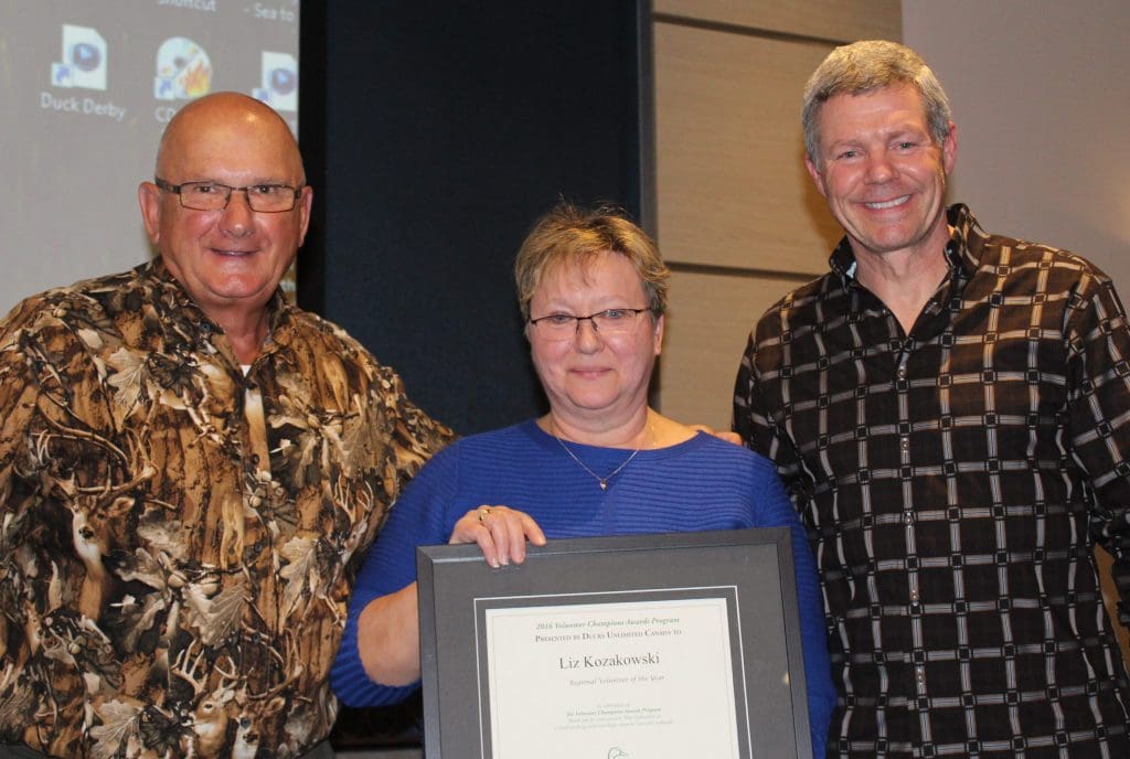 Jim Williams, 2015 Volunteer of the Year for Manitoba; Liz Kozakowski, 2016 Volunteer of the Year for Manitoba; Jim Anton,Manitoba Provincial Volunteer Council Chairman