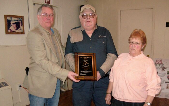 Longstanding volunteer Wayne Furry and the Port Colborne Chapter receiving their 35th Anniversary Award (2012)