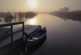 Canoe on Lac Saint-Pierre