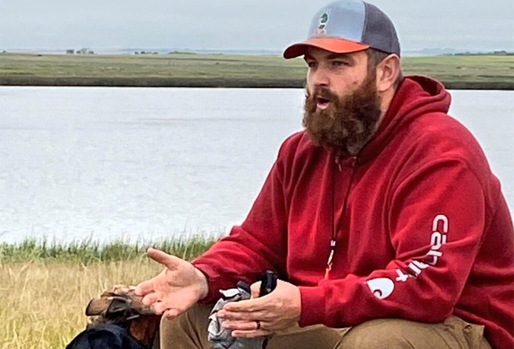 Ben Commodore explains his approach to retriever training at the Fresno-Boyack DUC Wetlands in Alberta.