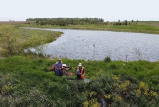 Ontario landowners open the farm gate to welcome scientists
