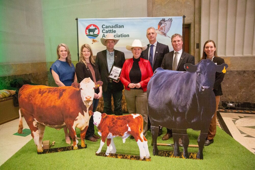 Left to right: Fawn Jackson, DUC; Kristine Tapley, DUC; Ryan Beierbach, CRSB; Marie-Claude Bibeau, Minister of Agriculture and Agri-Food; Paul Thoroughgood, DUC; Nathan Phinney, CCA; Monica Hadarits, CRSB.