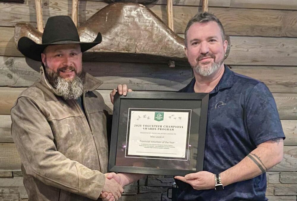 Mac Leask Jr. (left)